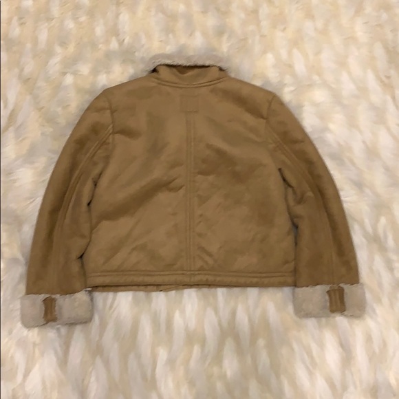 Girls Old Navy suede feel coat size 6-7 - Picture 2 of 2